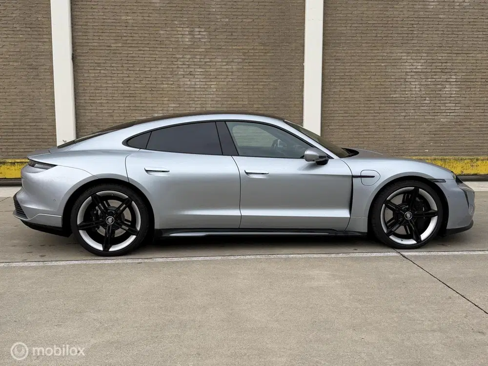 Porsche Taycan Full Option Porsche Taycan 4S Performance uit 2020, foto 6