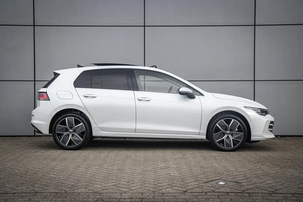 Volkswagen Golf 1.5 eHybrid 204pk DSG Style Edition uit 2026, foto 3