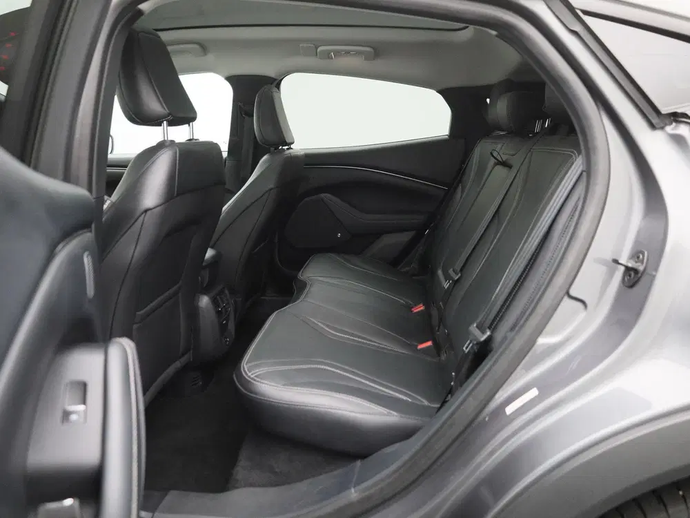 Ford Mustang Mach-E Extended Premium RWD 98 kWh Panorama dak uit 2021, foto 12