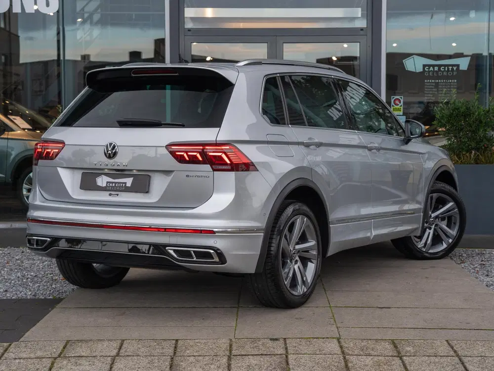 Volkswagen Tiguan 1.4 TSI eHybrid 245pk PHEV R-Line uit 2022, foto 3
