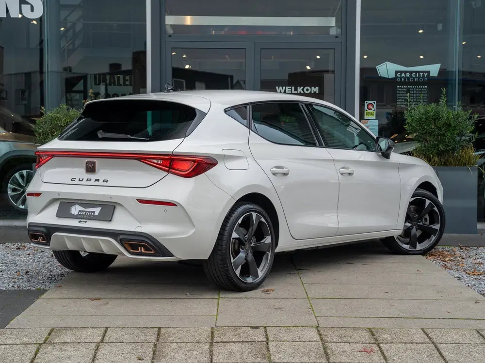 Cupra Leon 1.4 TSI eHybrid 204pk PHEV uit 2022, foto 3
