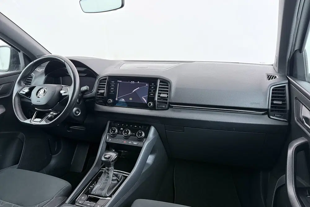 Skoda Karoq 1.5 TSI ACT Sportline Business uit 2021, foto 15