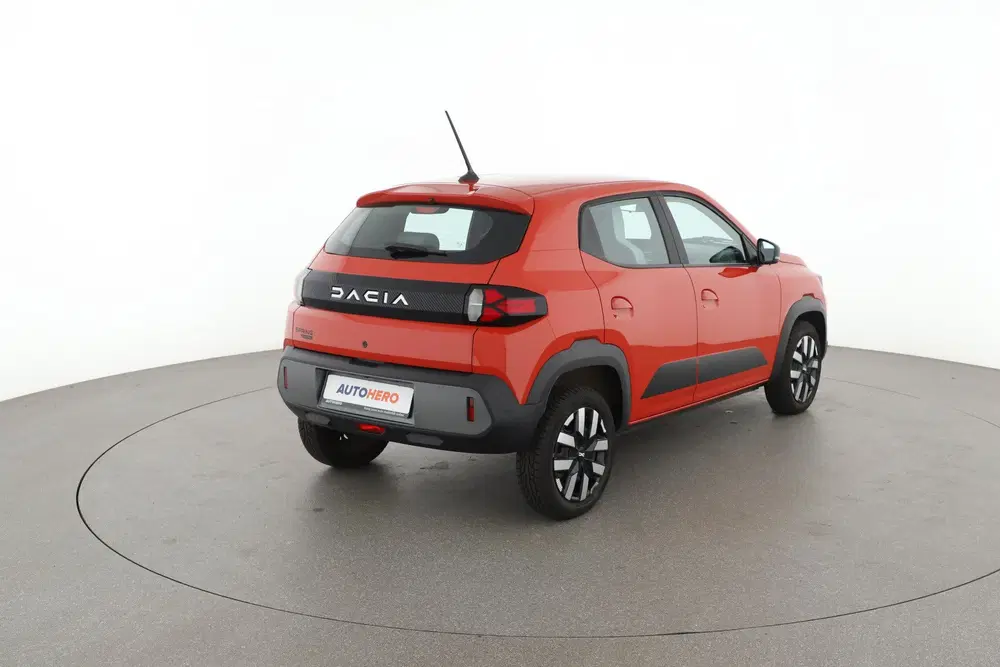 Dacia Spring Expression 65 26.8 kWh uit 2025, foto 6