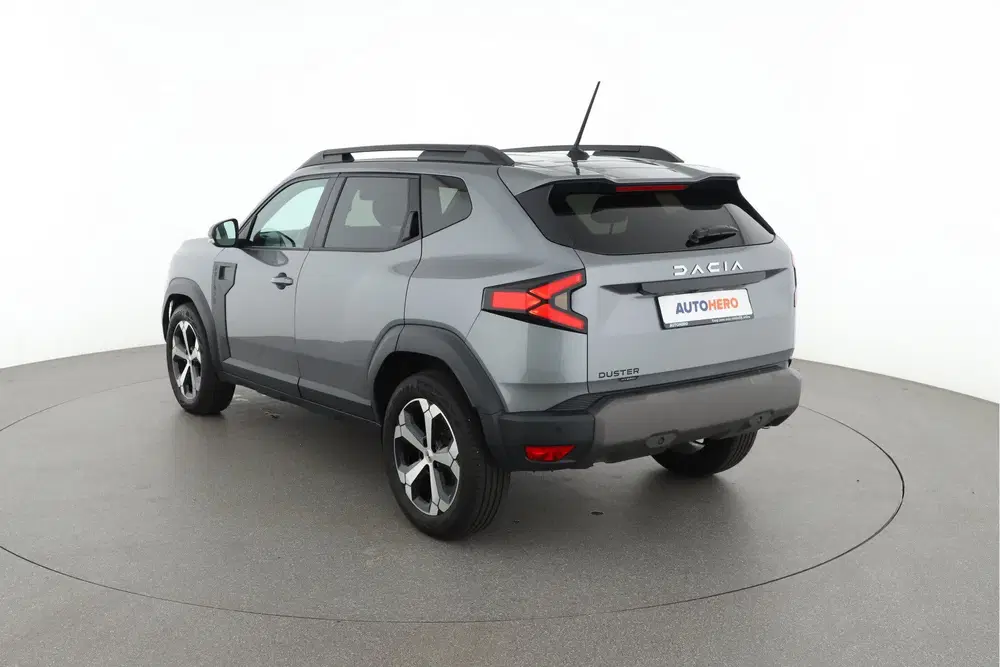 Dacia Duster 1.6 Hybrid 140 Journey uit 2024, foto 4