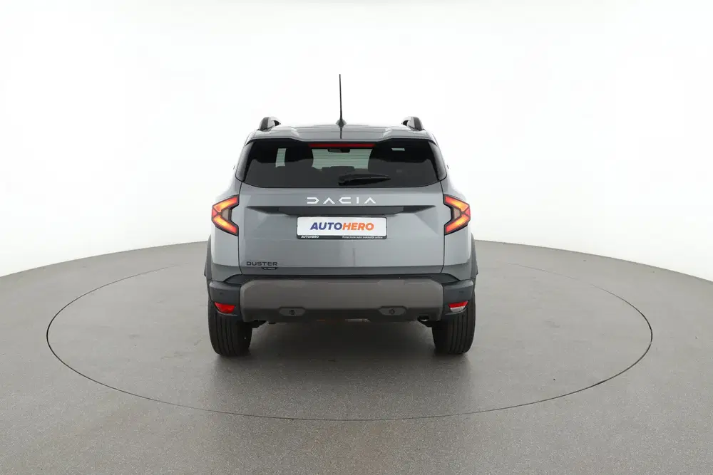 Dacia Duster 1.6 Hybrid 140 Journey uit 2024, foto 5