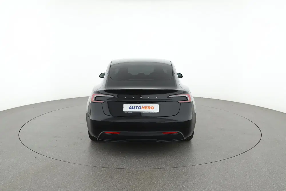 Tesla Model 3 RWD 60 kWh uit 2024, foto 5