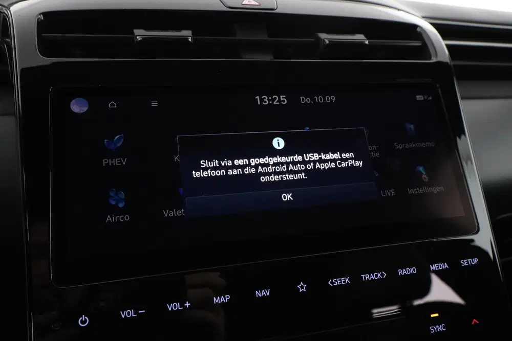 Hyundai TUCSON 1.6 T-GDI PHEV Comfort 4WD uit 2022, foto 15