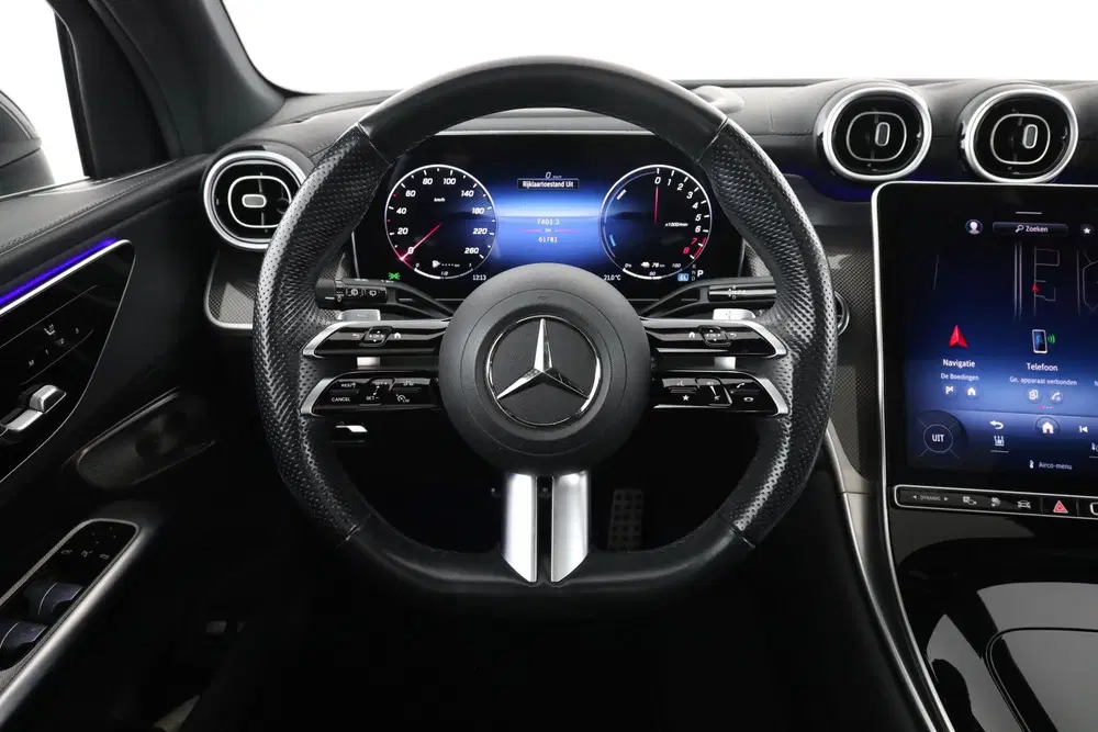 Mercedes-Benz GLC GLC 300e 4MATIC AMG Line uit 2023, foto 9