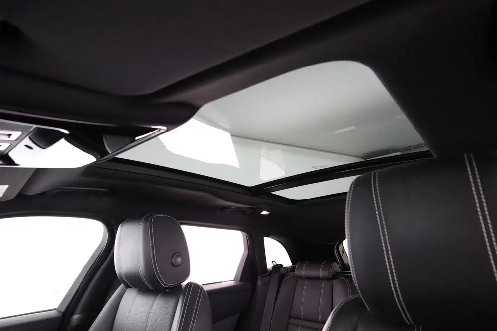 Land Rover Range Rover Velar 2.0 P250 Turbo AWD R-Dynamic HS uit 2019, foto 14