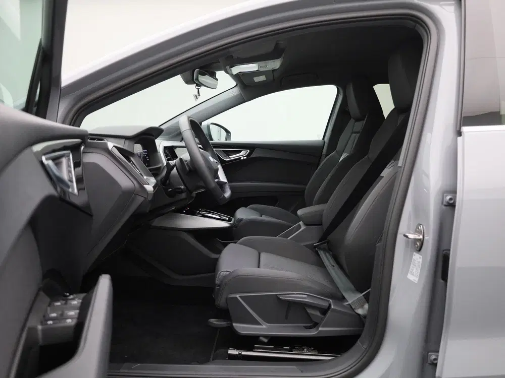 Audi Q4 e-tron 40 Edition 63 kWh l Climate control uit 2025, foto 11