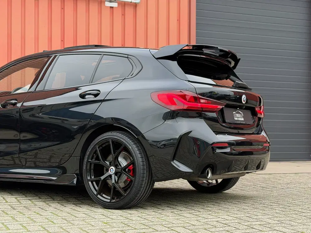 BMW 1-serie 118i Introduction Edition M-Sport Pano Cam uit 2023, foto 13