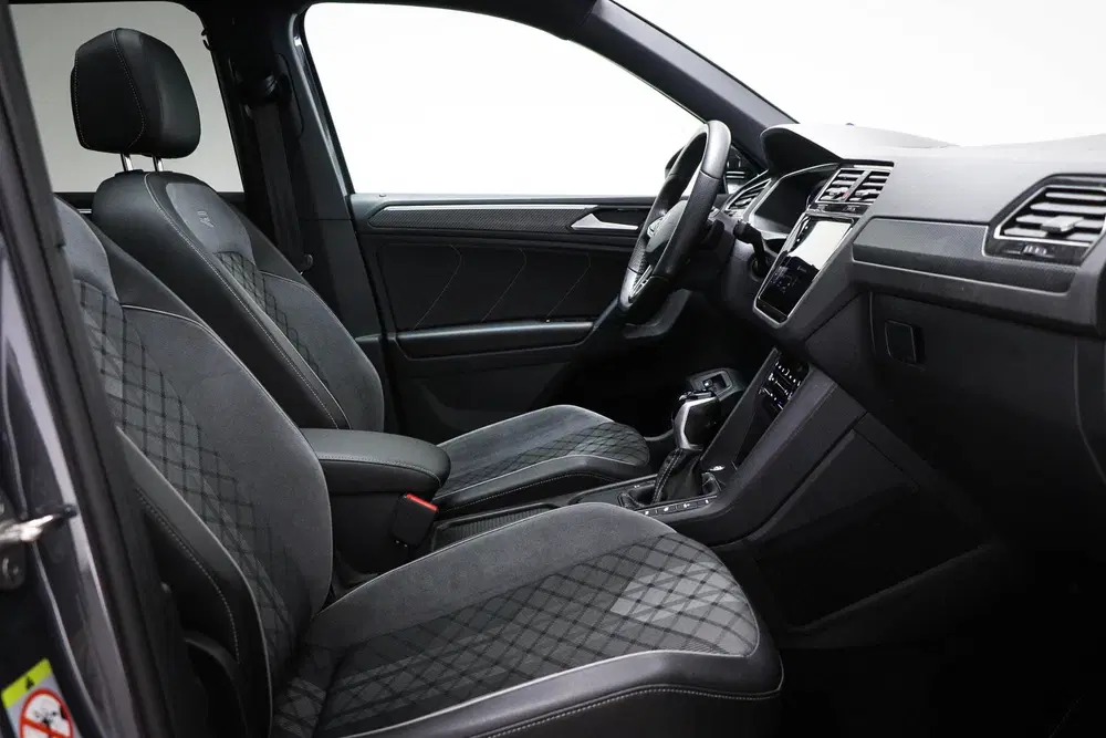 Volkswagen Tiguan 1.4 TSI eHybrid R-Line Business uit 2023, foto 4