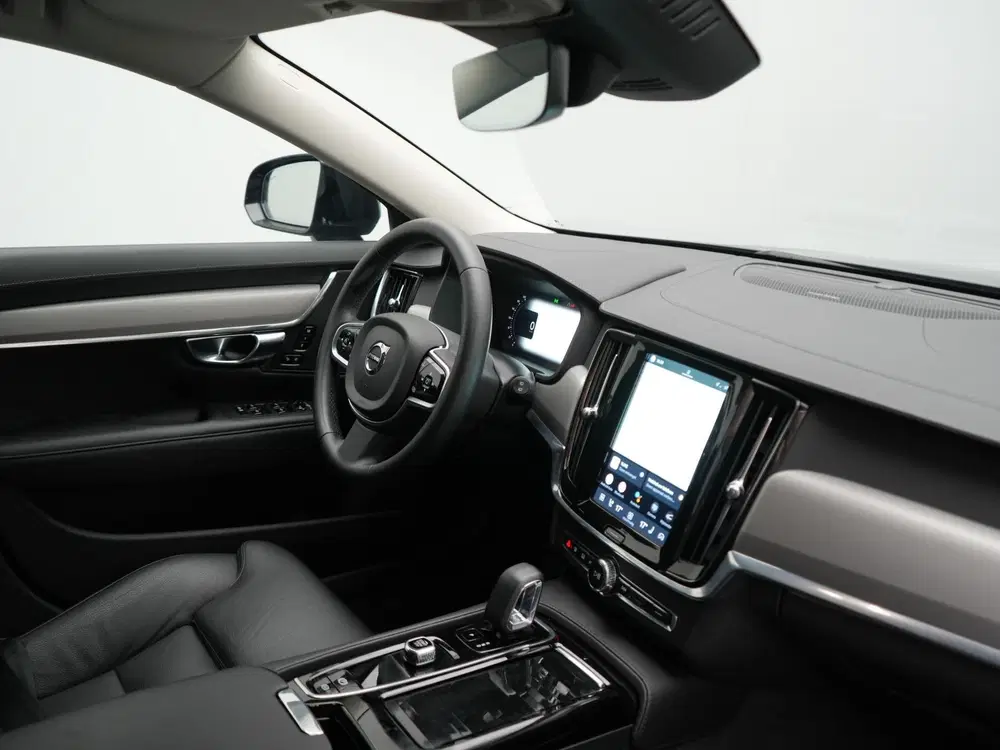 Volvo V90 2.0 T6 Plug-in hybrid AWD Plus Dark LONG R uit 2022, foto 4