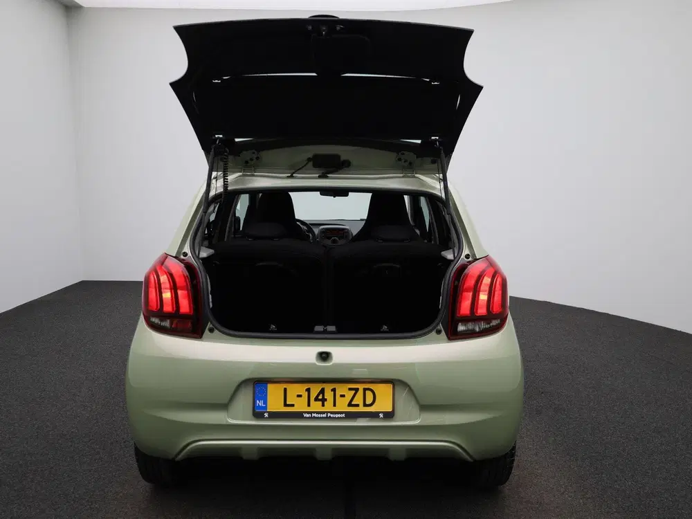 Peugeot 108 1.0 e-VTi Active uit 2021, foto 11