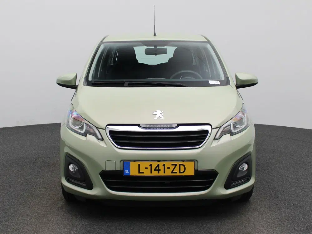 Peugeot 108 1.0 e-VTi Active uit 2021, foto 3
