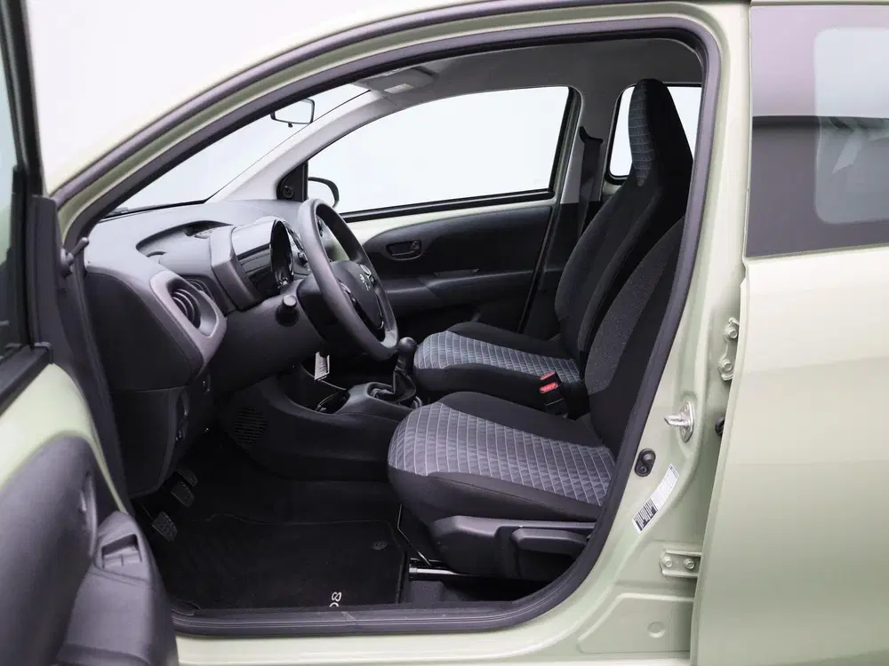 Peugeot 108 1.0 e-VTi Active uit 2021, foto 9
