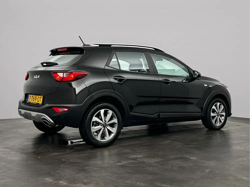 Kia Stonic 1.0 T-GDi MHEV DynamicLine uit 2023, foto 2
