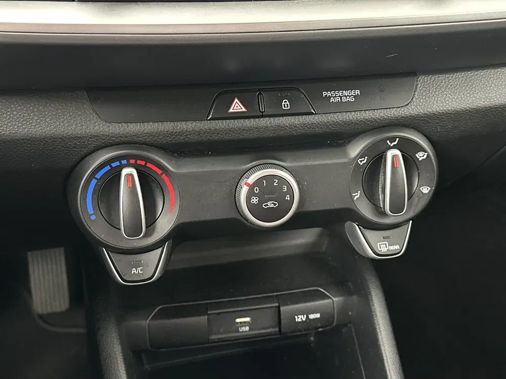 Kia Stonic 1.0 T-GDi MHEV DynamicLine uit 2023, foto 9