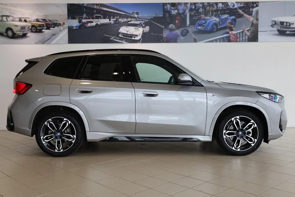 BMW X1 xDrive25e uit 2025, foto 3