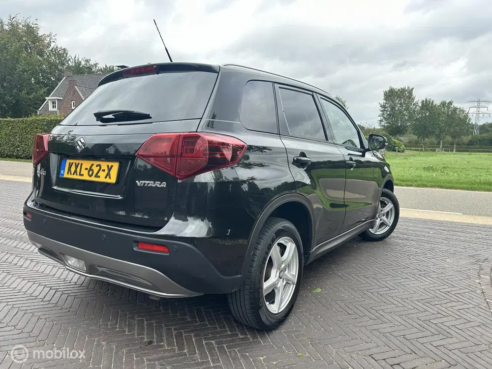 Suzuki Vitara 1.4 Boosterjet Style 140pk Pano Cruise LED uit 2021, foto 3