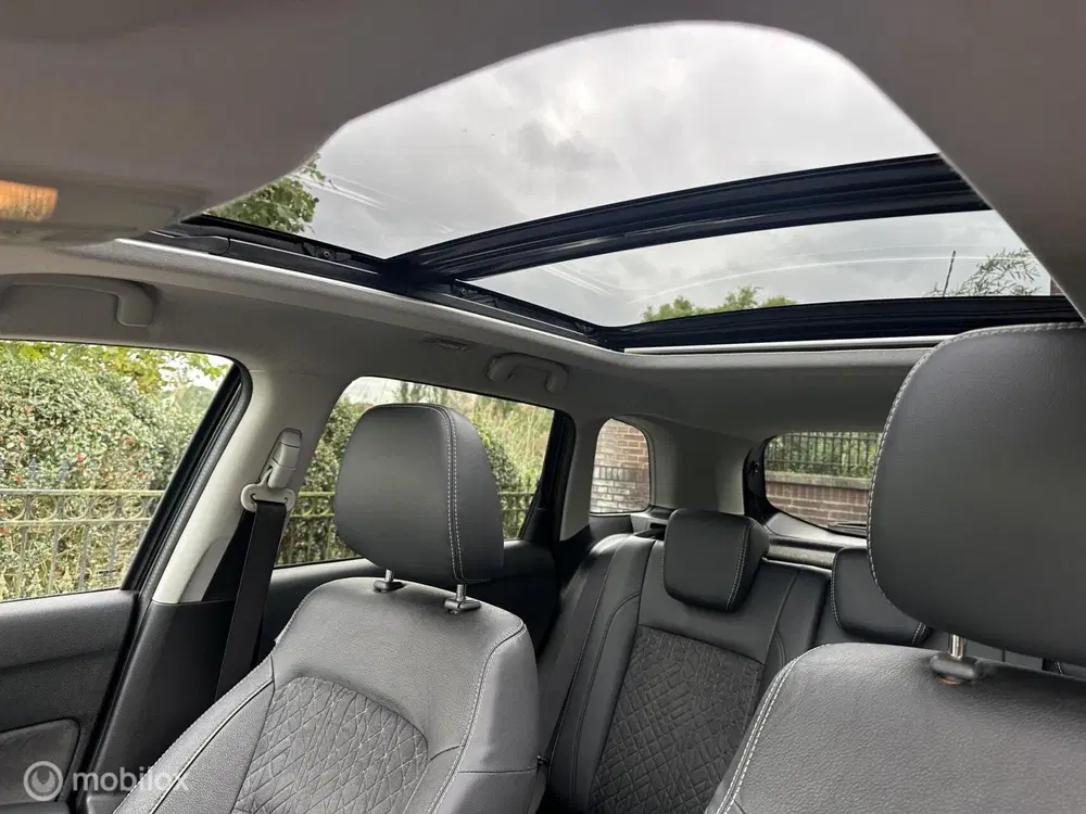 Suzuki Vitara 1.4 Boosterjet Style 140pk Pano Cruise LED uit 2021, foto 9