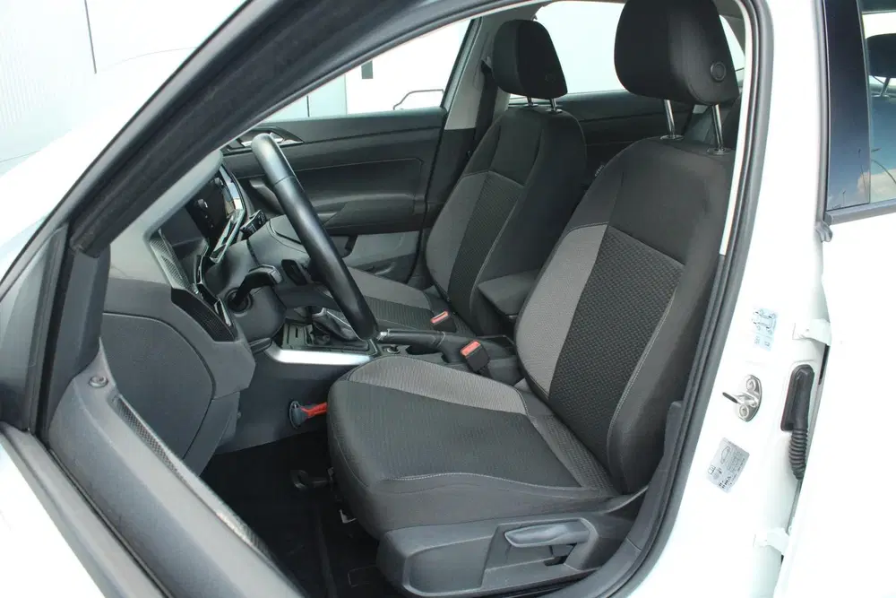 Volkswagen Polo 1.0 TSI 95pk DSG Life uit 2022, foto 4