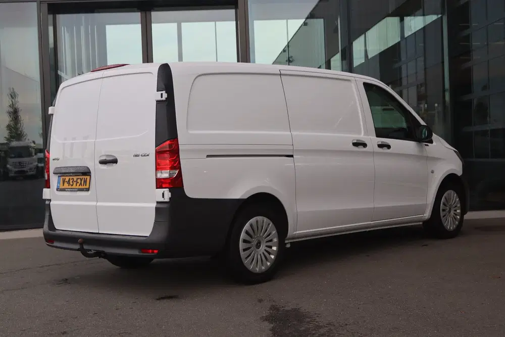 Mercedes-Benz Vito 116 CDI L2 Aut Pro uit 2024, foto 2