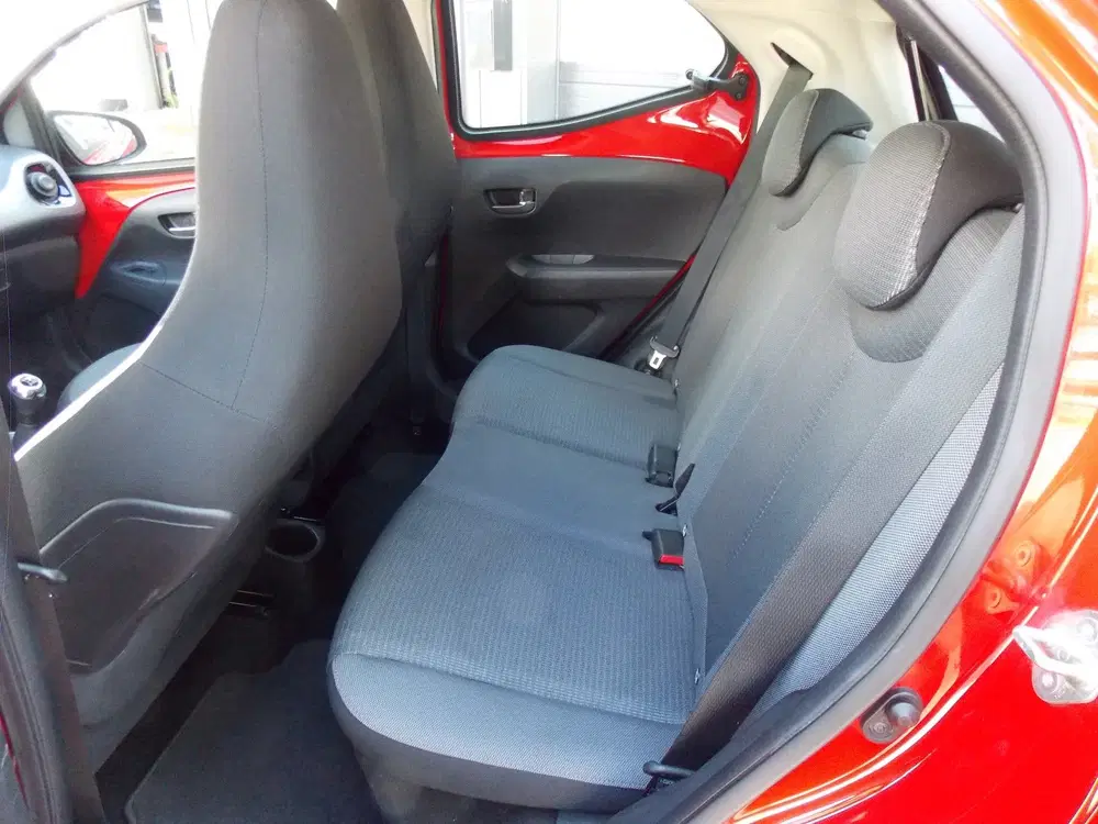 Toyota Aygo 1.0 VVT-i x-play Airco Camera Elek Pakket uit 2021, foto 9