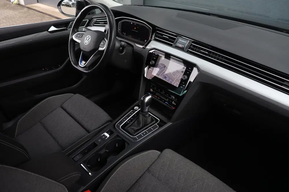 Volkswagen Passat 1.4 TSI PHEV GTE Business uit 2022, foto 12