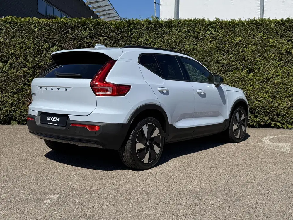 Volvo EX40 Single Motor Extended Range Business Editi uit 2026, foto 9