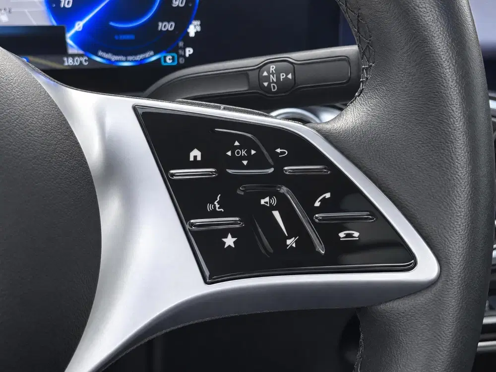 Mercedes-Benz EQB 250+ Business Solution AMG 7p. 71 kWh uit 2025, foto 12