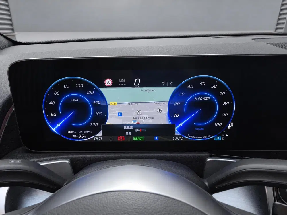 Mercedes-Benz EQB 250+ Business Solution AMG 7p. 71 kWh uit 2025, foto 14