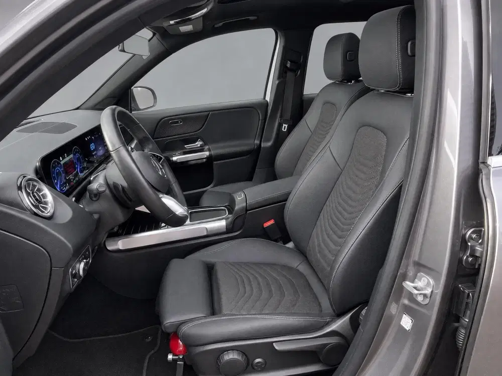 Mercedes-Benz EQB 250+ Business Solution AMG 7p. 71 kWh uit 2025, foto 7