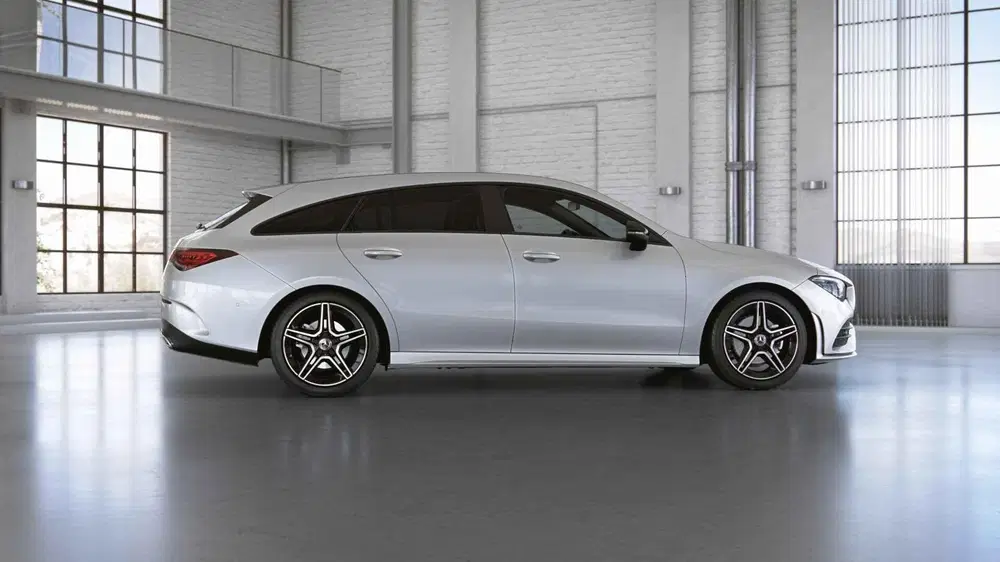 Mercedes-Benz CLA 180 AMG Line uit 2022, foto 9