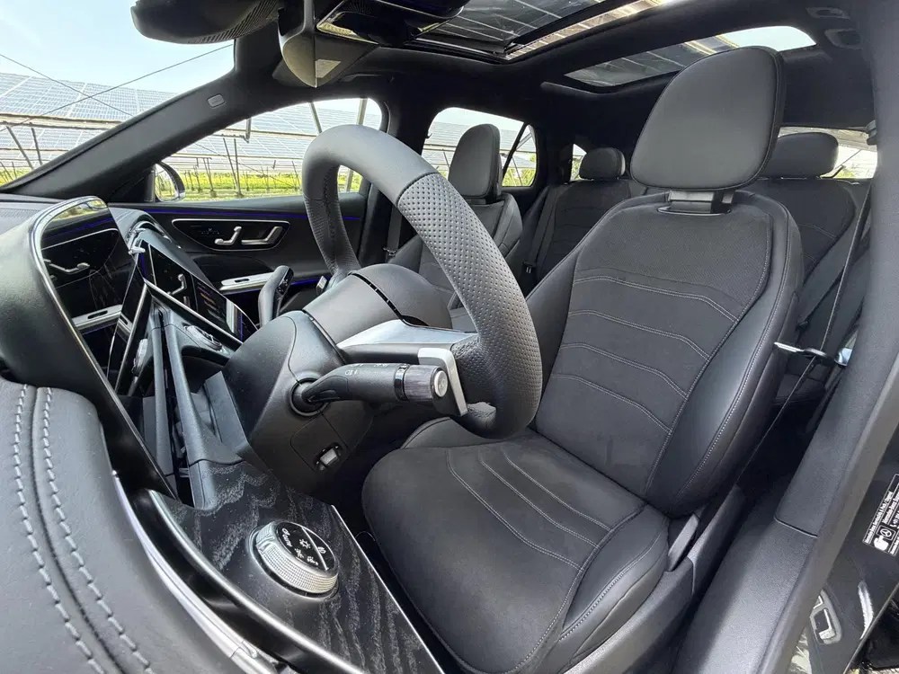 Mercedes-Benz E-Klasse 300 e Business Solution AMG uit 2026, foto 10