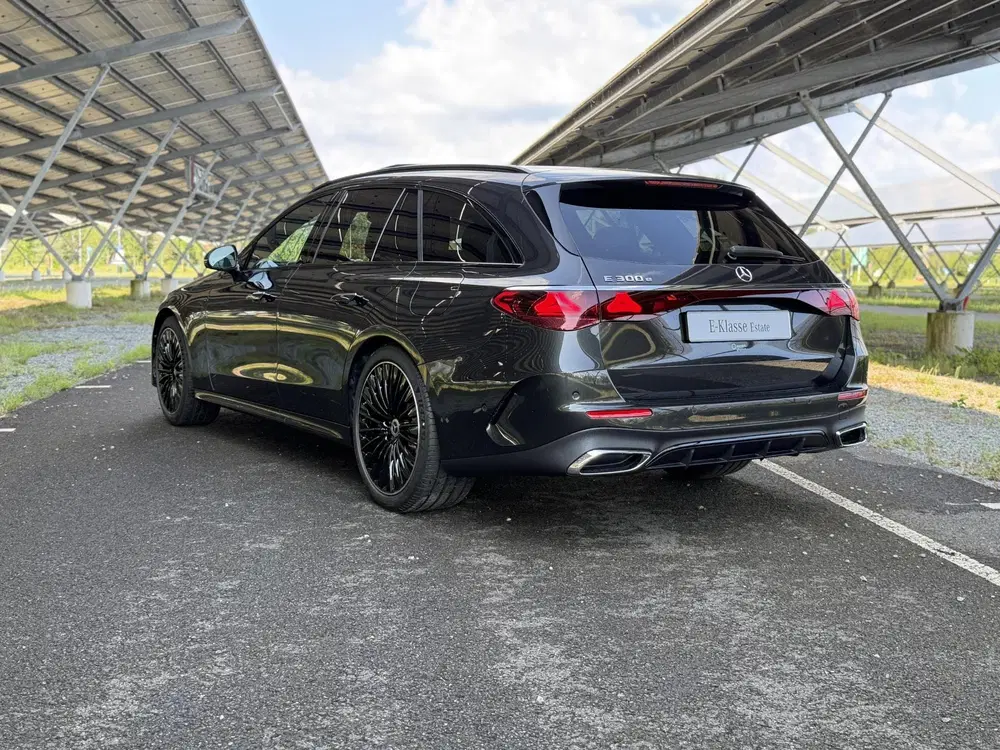 Mercedes-Benz E-Klasse 300 e Business Solution AMG uit 2026, foto 7