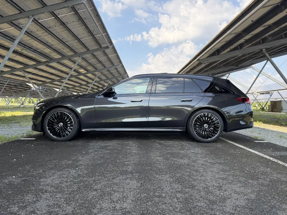 Mercedes-Benz E-Klasse 300 e Business Solution AMG uit 2026, foto 8