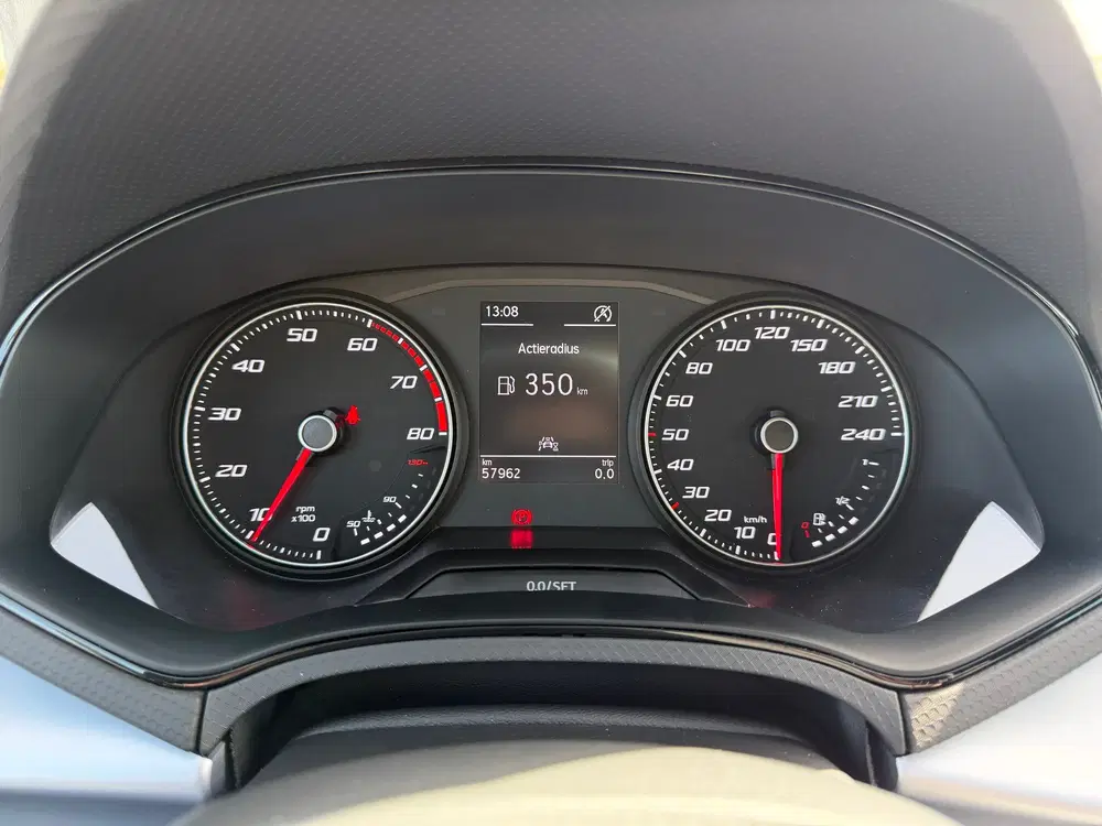 SEAT Arona 1.0 TSI 95pk FR Business Intense Plus uit 2022, foto 10