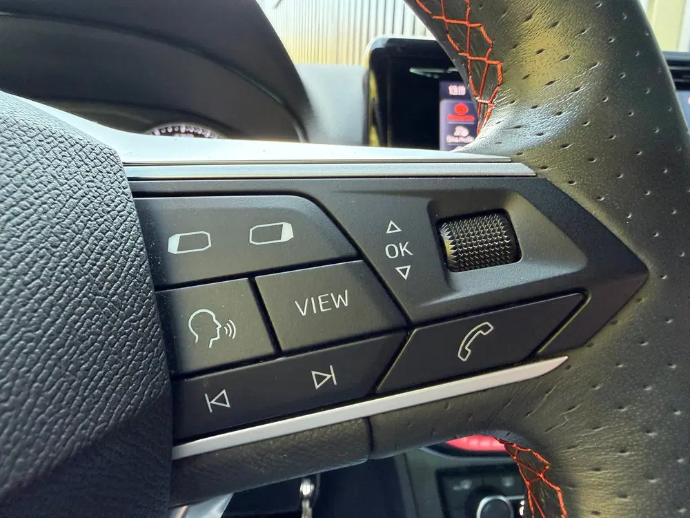 SEAT Arona 1.0 TSI 95pk FR Business Intense Plus uit 2022, foto 12