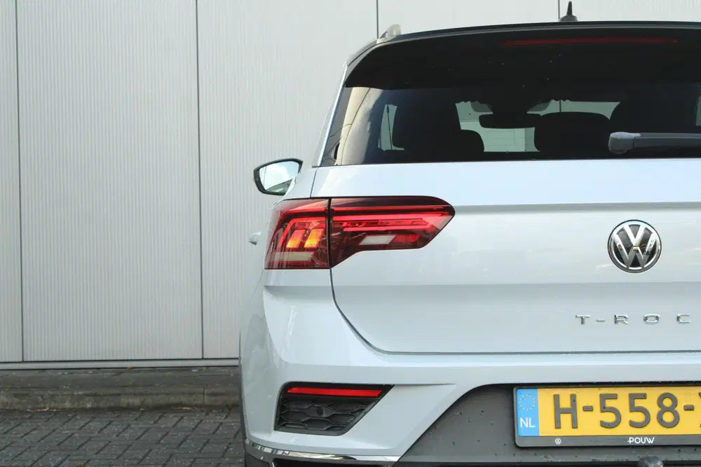 Volkswagen T-Roc 1.5 TSI 150pk DSG Sport Business R uit 2019, foto 12