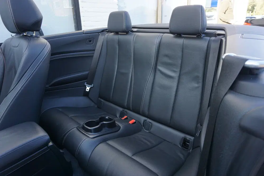 BMW 2-serie 2 Serie Cabrio 220i High Exec M-Pakket uit 2020, foto 12