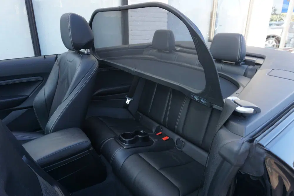 BMW 2-serie 2 Serie Cabrio 220i High Exec M-Pakket uit 2020, foto 13