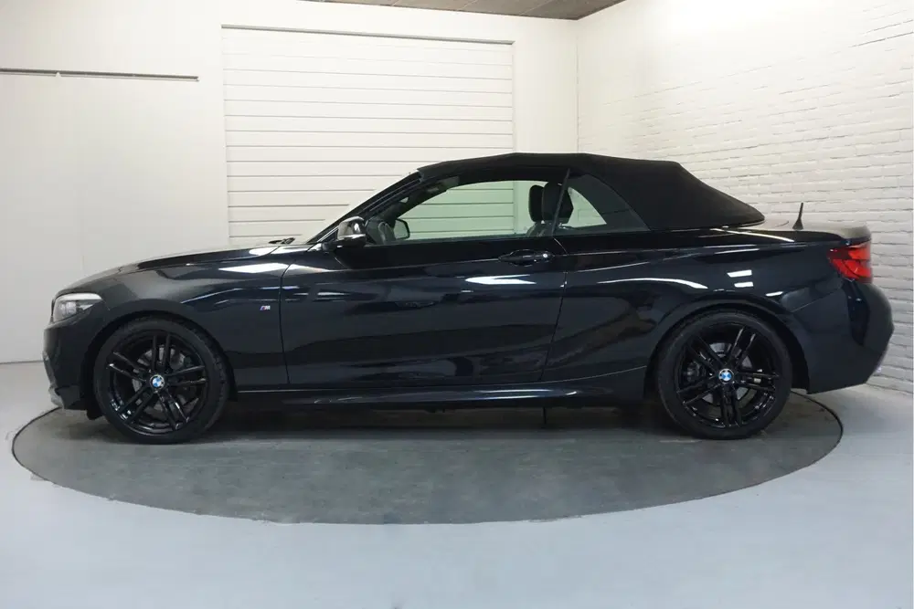 BMW 2-serie 2 Serie Cabrio 220i High Exec M-Pakket uit 2020, foto 5