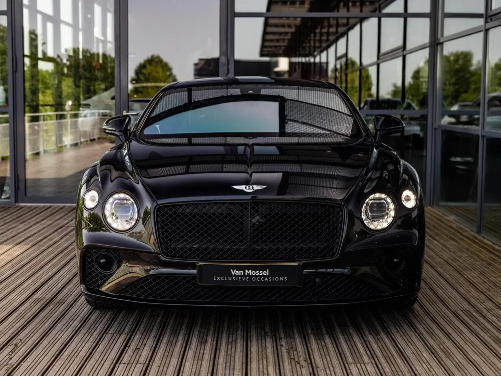 Bentley Continental GT 4.0 V8 S uit 2024, foto 2