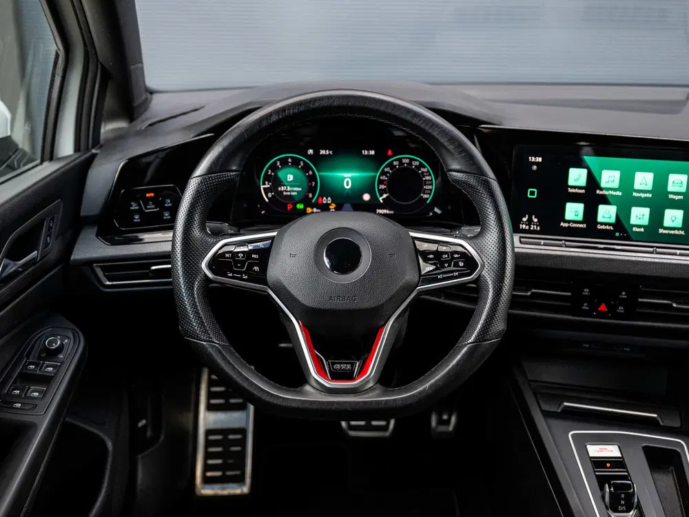 Volkswagen Golf 2.0 TSI GTI uit 2021, foto 10