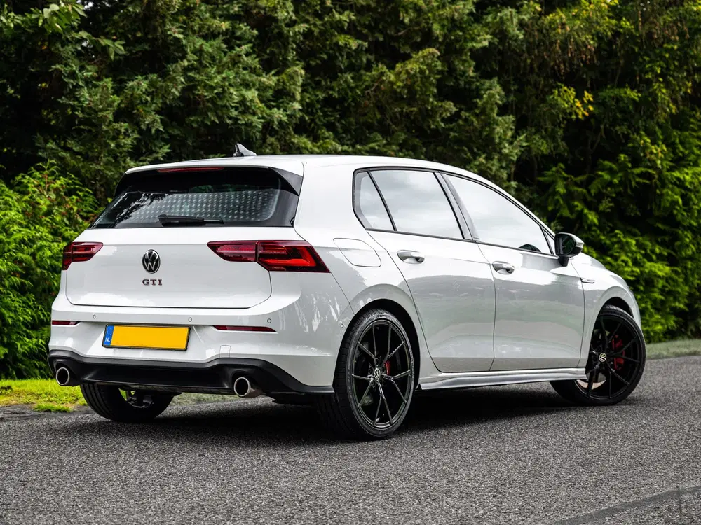 Volkswagen Golf 2.0 TSI GTI uit 2021, foto 2