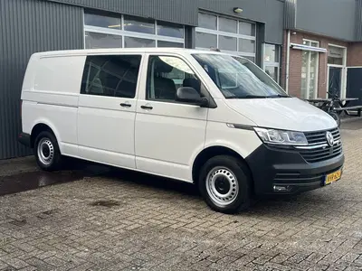 Volkswagen Transporter 2.0 TDI L2H1 30 DC 150pk Automaat Air uit 2021