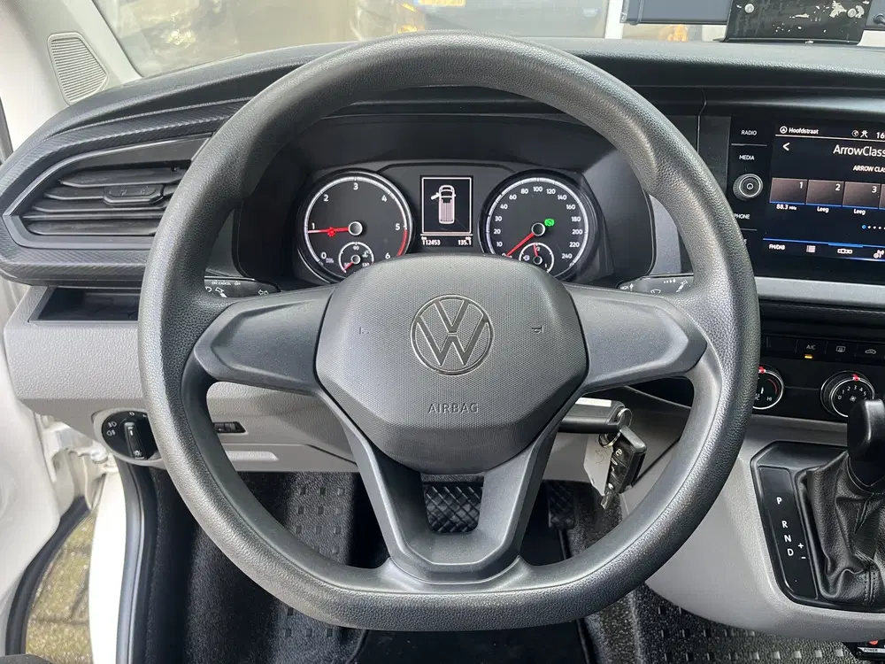Volkswagen Transporter 2.0 TDI L2H1 30 DC 150pk Automaat Air uit 2021, foto 11