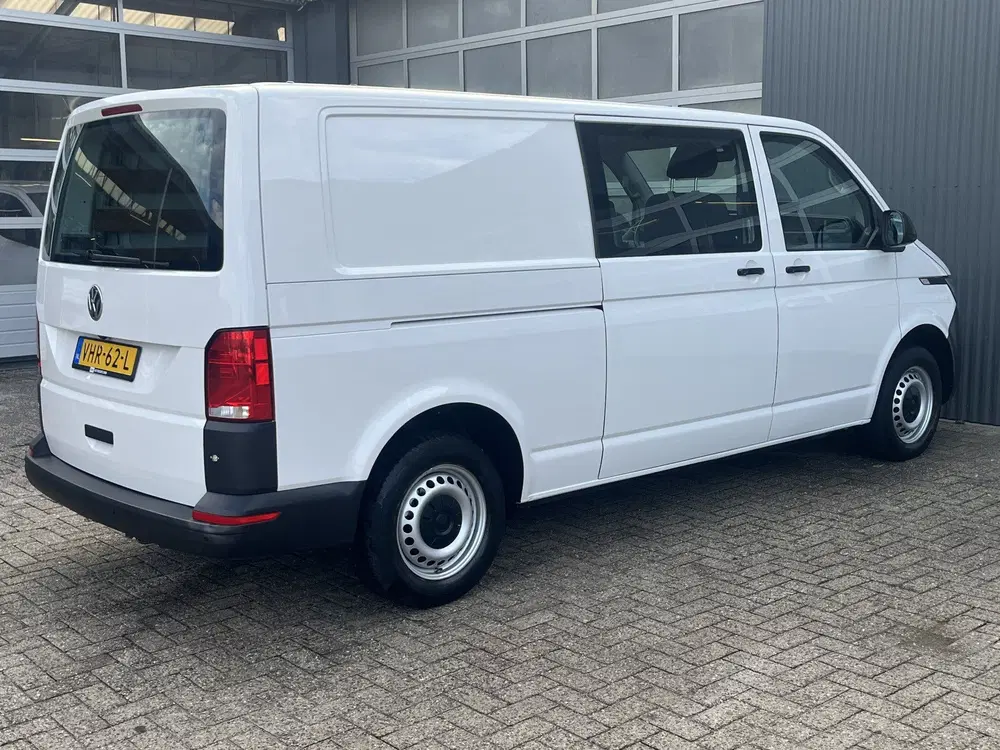 Volkswagen Transporter 2.0 TDI L2H1 30 DC 150pk Automaat Air uit 2021, foto 4