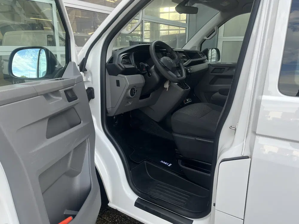 Volkswagen Transporter 2.0 TDI L2H1 30 DC 150pk Automaat Air uit 2021, foto 5